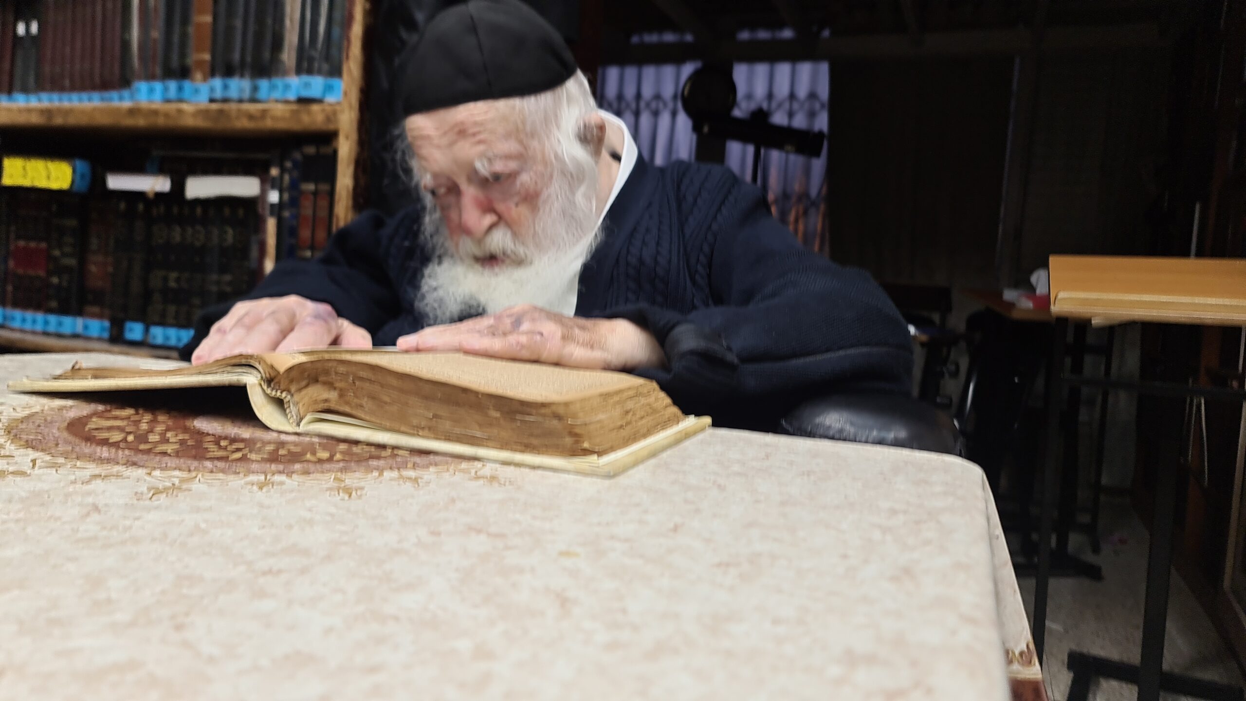 Rav Chaim zatzal on Wedding Costs